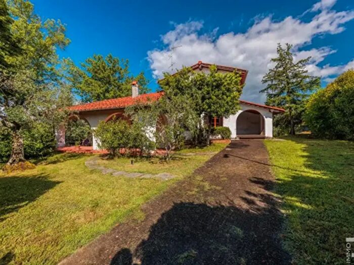 Casa con 6 locali in vendita in Via Lorenzo Il Magnifico, Reggello