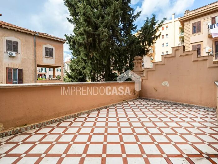 Appartamento con 5 locali in vendita in Via della Libertà, Palermo