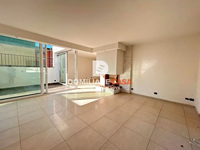 Casa con 5 locali in vendita in Via Carlino Ennio, Lecce