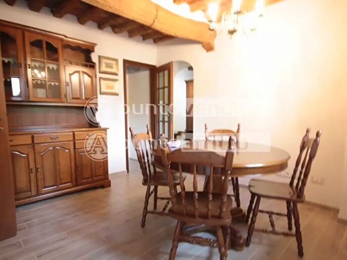 Appartamento con 8 locali in affitto in Ottolini, Lucca