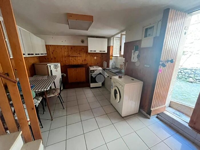 Appartamento trilocale in vendita in Via delle Morre, Subiaco