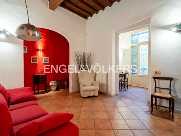 Appartamento quadrilocale in vendita in Via della Pergola, Firenze