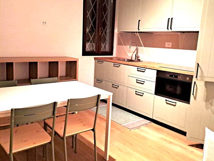 Casa con 6 locali in affitto in Via Giuseppe Cesare Abba, Porta Trento, Padova