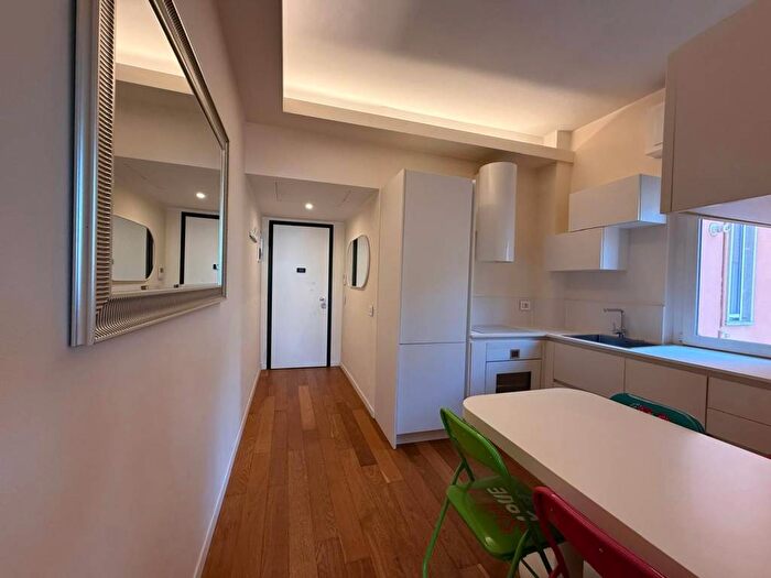 Appartamento monolocale in affitto in Via Ludovico Lazzaro Zamenhof, Corso San Gottardo, Milano