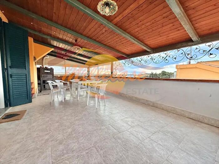 Appartamento con 5 locali in vendita in Viae Epipoli, Siracusa