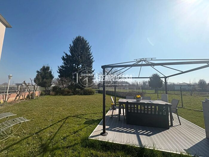 Appartamento bilocale in vendita in Via Fermi, Lazzate