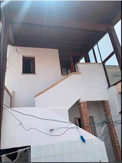 Appartamento trilocale in vendita in Via Cadorna, Cessaniti