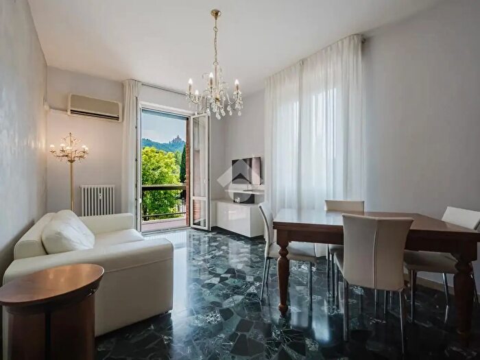 Appartamento quadrilocale in vendita in Via Giuseppe di Vagno, Bologna