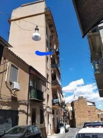 Appartamento trilocale in vendita in Via Dante Alighieri, Caltanissetta