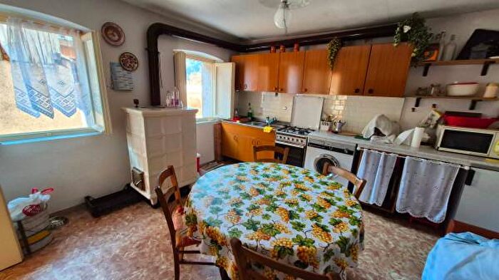 Casa con 5 locali in vendita in Via Rezzuo, Vodo Cadore