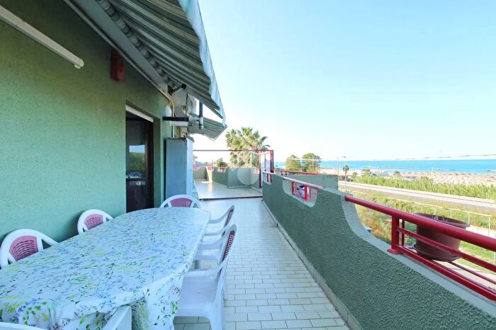 Appartamento quadrilocale in vendita in Viale Europa, Ortona