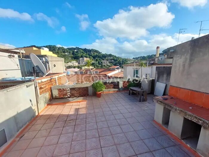 Appartamento trilocale in vendita in Via Principe Umberto SNC, Messina