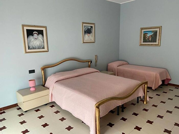 Appartamento trilocale in affitto in Via Stazione, Giammoro, Pace del Mela