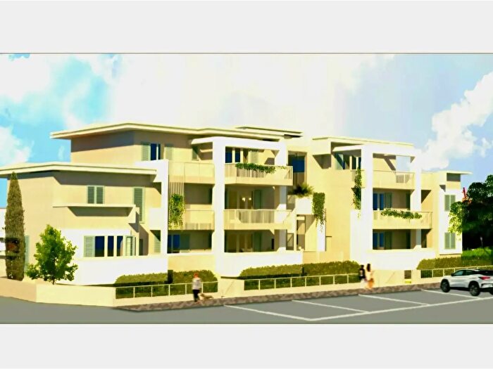 Appartamento con 5 locali in vendita in Empoli