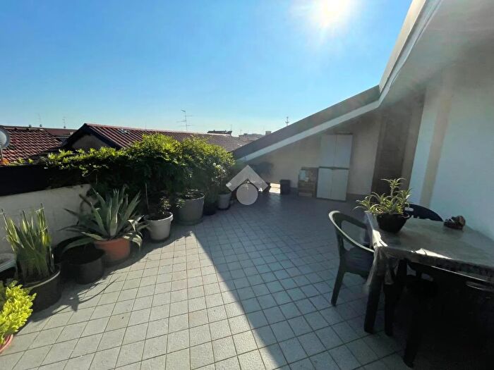 Appartamento trilocale in vendita in Saronno