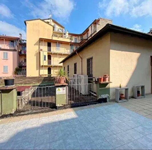 Appartamento trilocale in vendita in Via Aristotile Fioravanti, Milano