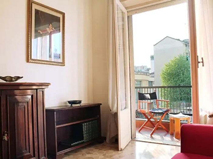 Appartamento trilocale in vendita in Via Costantino E Maria Brighenti, Milano