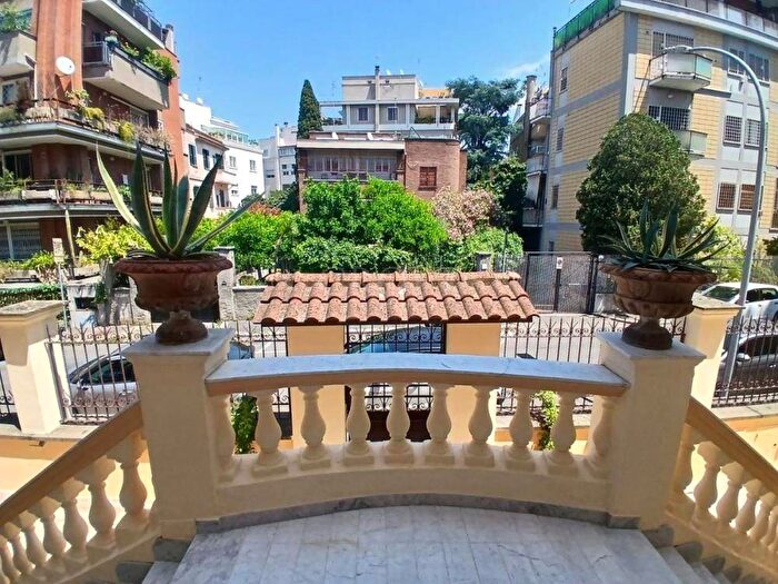 Casa trilocale in affitto in San Saba Caracalla, Roma