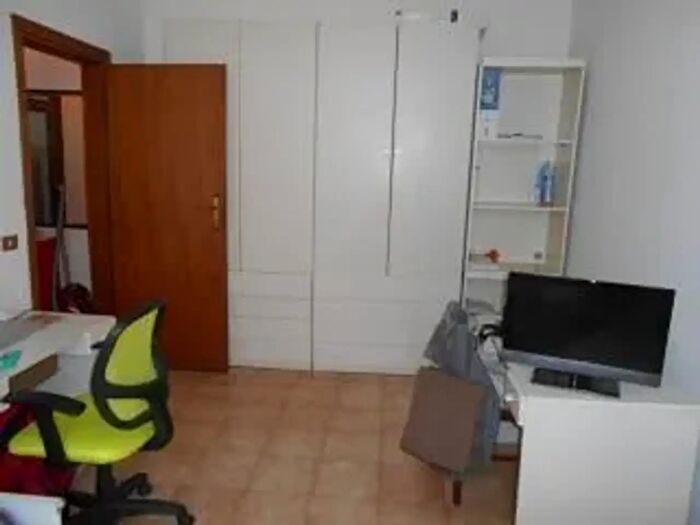 Appartamento trilocale in vendita in Pisa