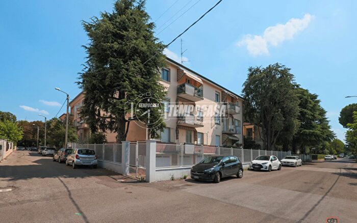 Appartamento con 5 locali in vendita in Via Don Luigi Baldisserri, Imola