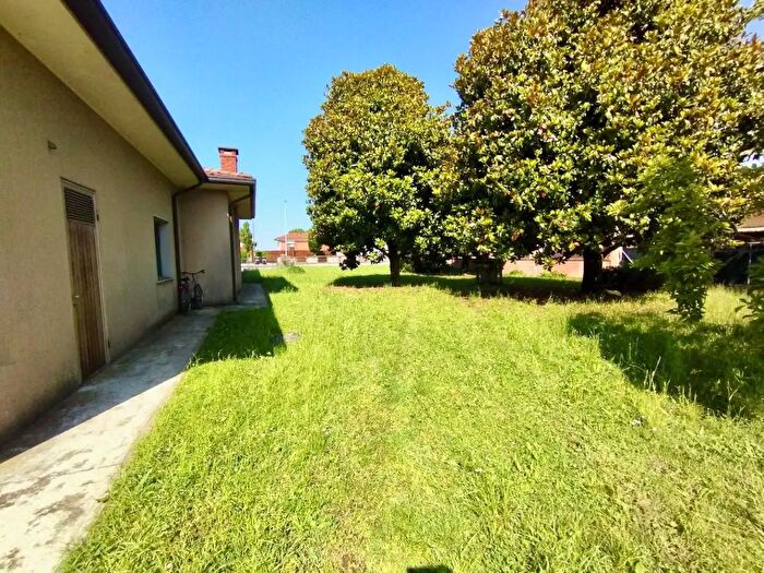 Casa con 5 locali in vendita in Morsano Al Tagliamento