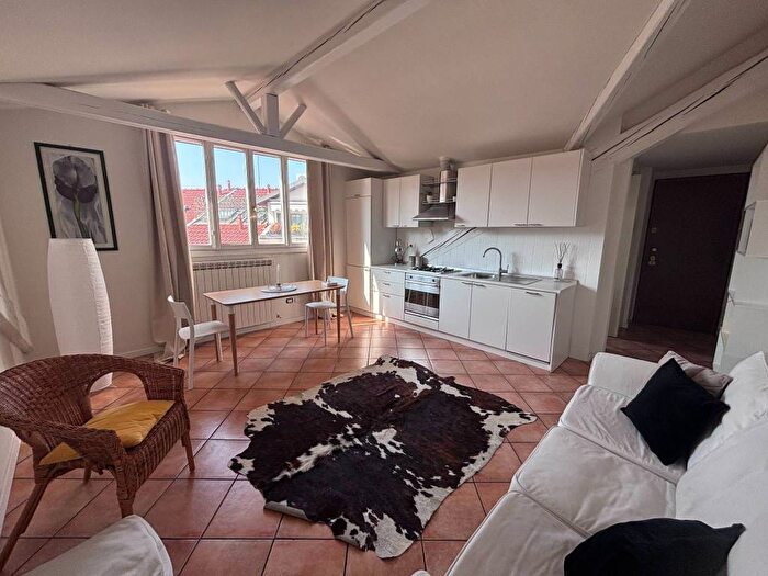 Appartamento bilocale in affitto in Vincenzo Monti, Milano