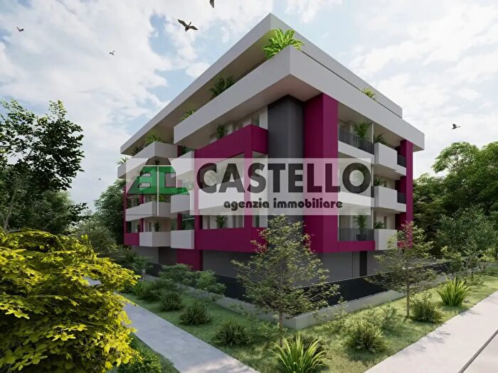 Appartamento con 5 locali in vendita in Piazza Castello, Camposampiero