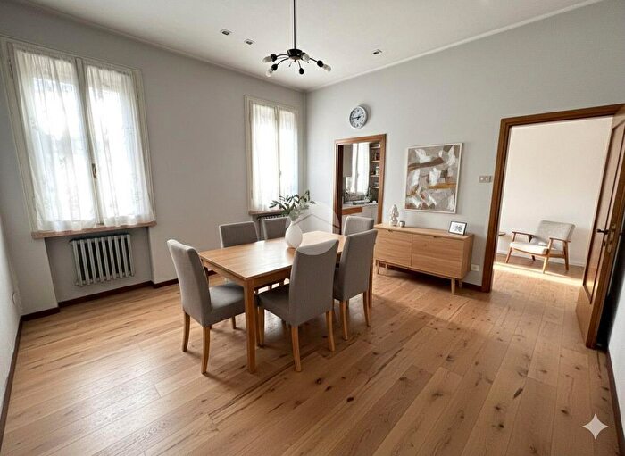 Casa quadrilocale in vendita in Via Mentana, Vicenza