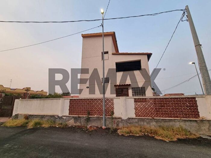 Appartamento trilocale in affitto in Via Manzoni, Centro, Augusta