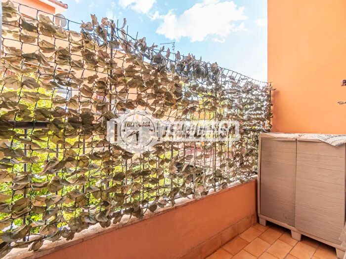 Appartamento trilocale in vendita in Via di Bravetta, Roma