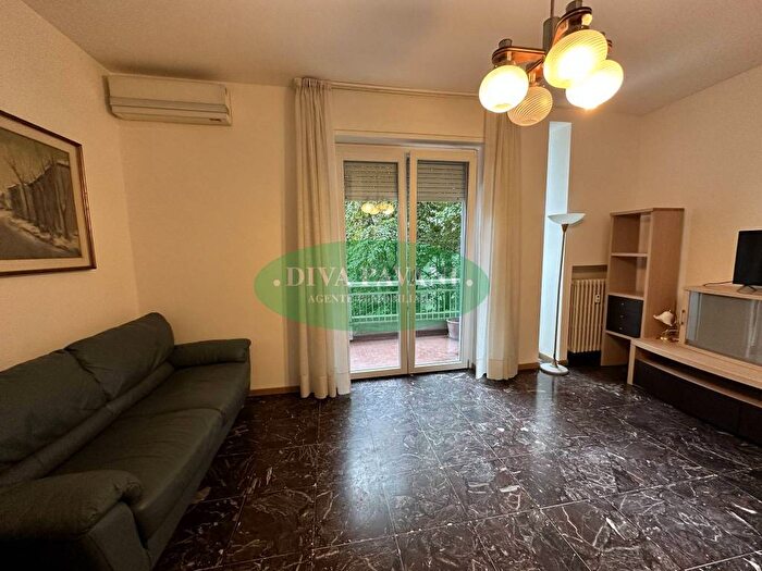 Appartamento trilocale in affitto in Via John Fitzgerald Kennedy, Centro, San Donato Milanese