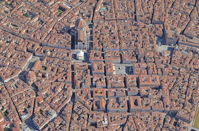 Appartamento con 5 locali in vendita in Via dei Calzaiuoli Firenze, Firenze