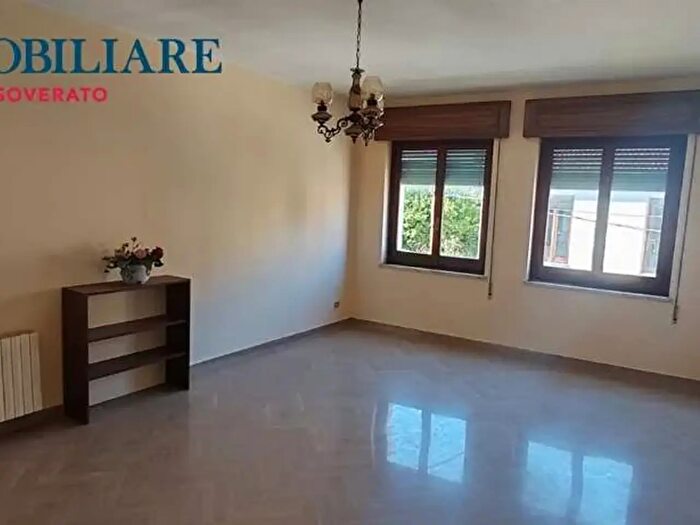 Appartamento con 6 locali in vendita in Via Roma, Davoli