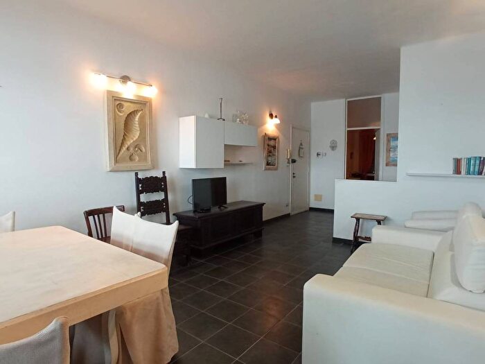 Appartamento quadrilocale in affitto in Via Concezione, Laigueglia