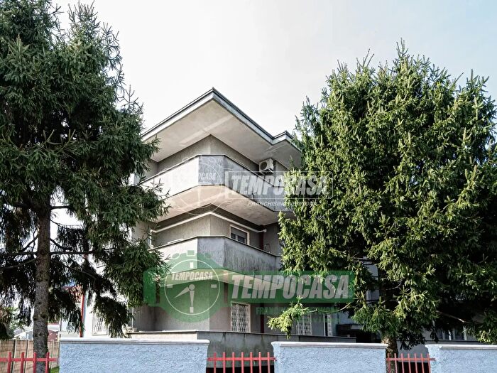 Appartamento in vendita in Via Vincenzo Bellini, Pogliano Milanese