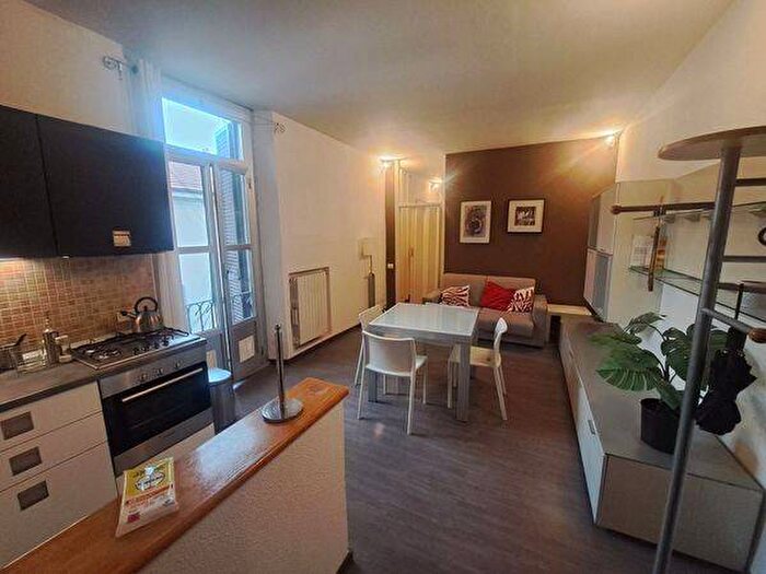 Appartamento bilocale in affitto in Via Orti, Quadronno Crocetta, Milano