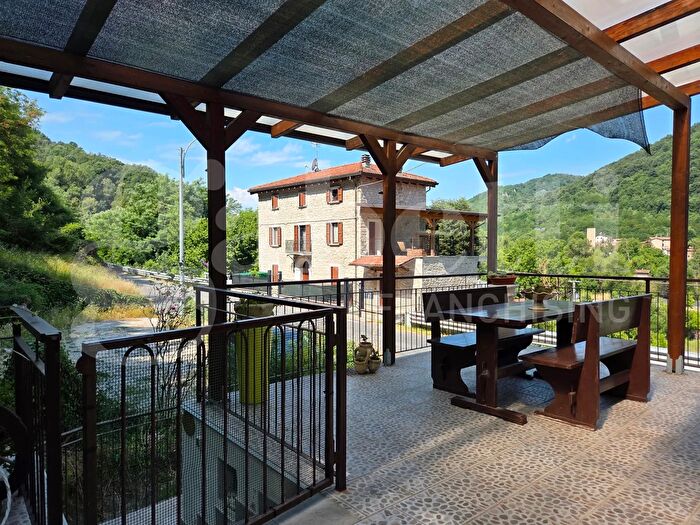 Casa con 5 locali in vendita in Località Bellaria, Monzuno