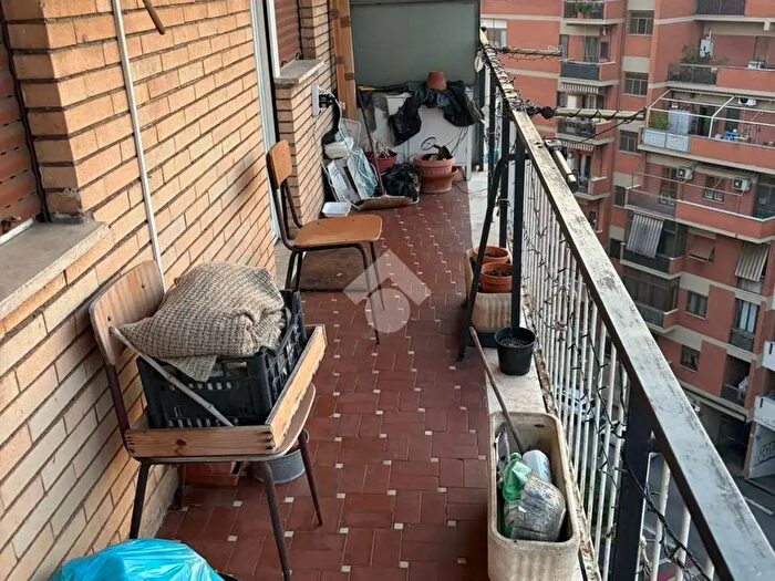 Appartamento trilocale in vendita in Via Quinto Novio, Roma