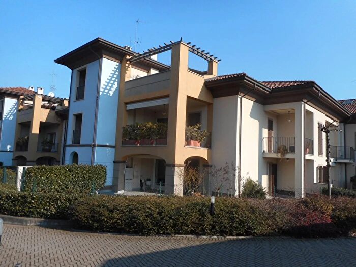 Appartamento trilocale in vendita in Tortona Alessandria, Tortona