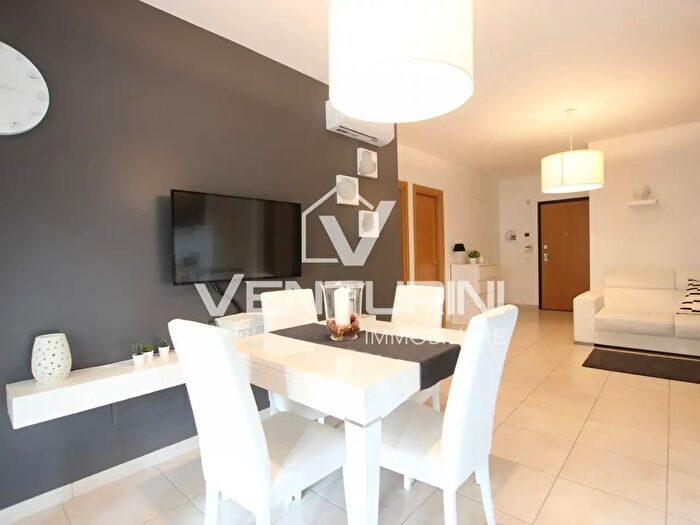 Appartamento bilocale in vendita in Via Castenedolo, Roma