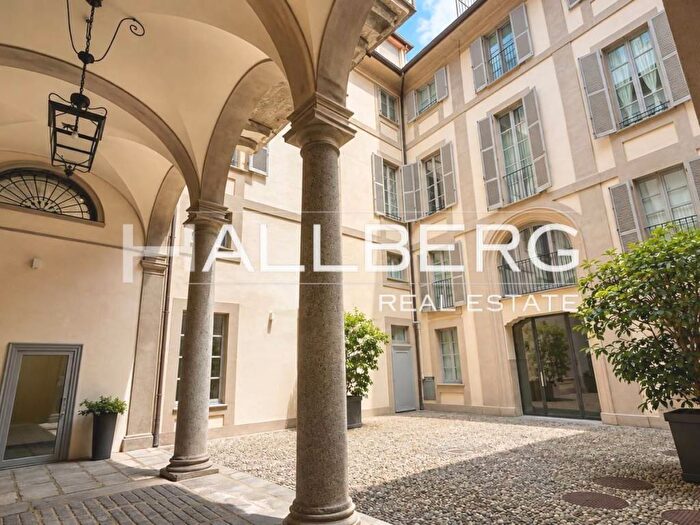 Appartamento bilocale in affitto in Corso di Porta Romana, Missori, Milano