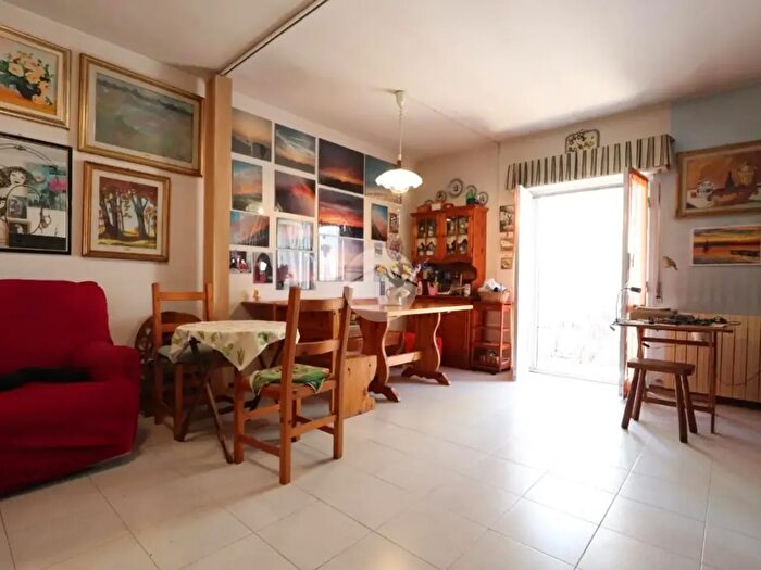 Appartamento trilocale in vendita in Via De Gasperi, Tortoreto