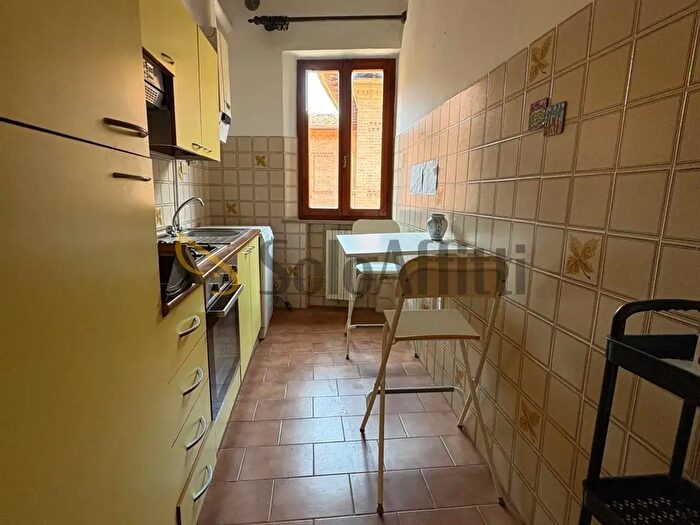 Appartamento trilocale in affitto in Via di Vallerozzi, Siena