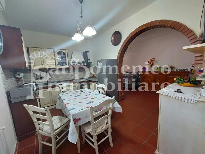 Casa quadrilocale in vendita in Calcinaia