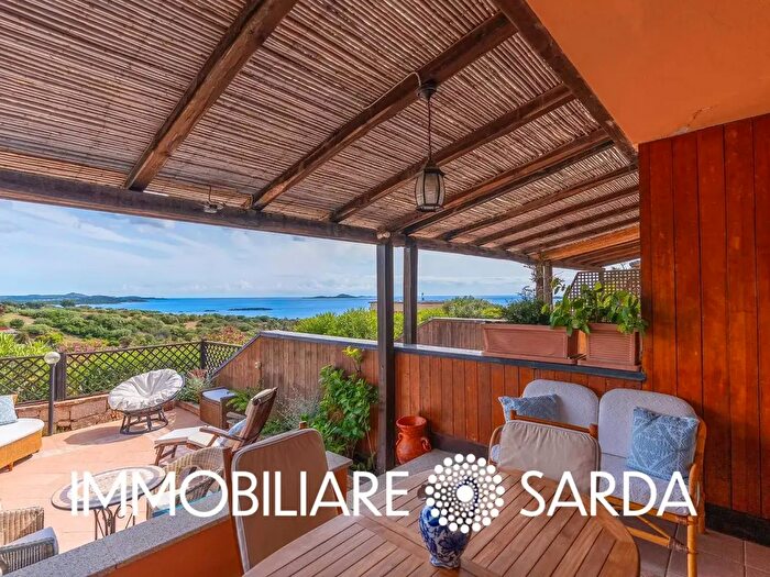 Appartamento trilocale in vendita in Portisco, Olbia