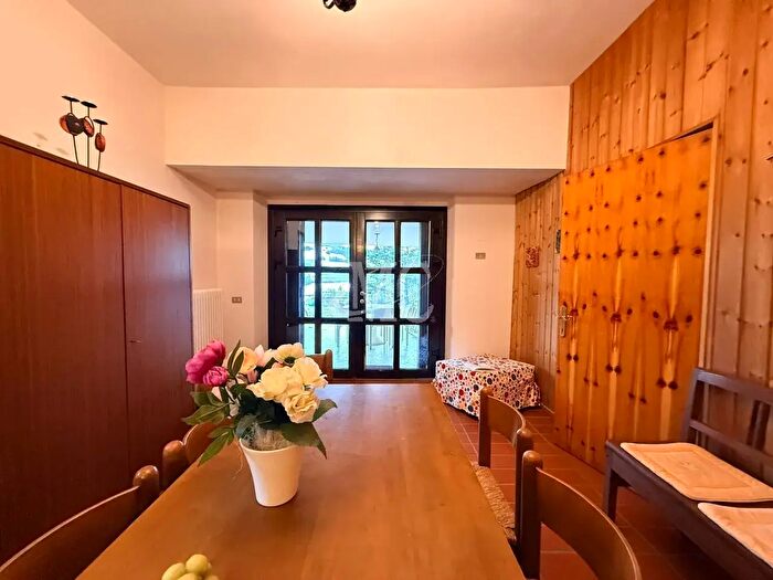 Appartamento bilocale in affitto in Via Adamello, RonzoChienis