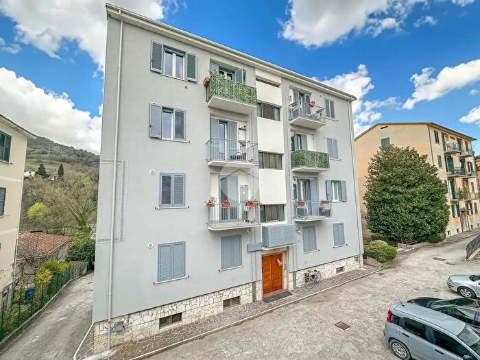 Appartamento trilocale in vendita in Circonvallazione Spalato, Teramo