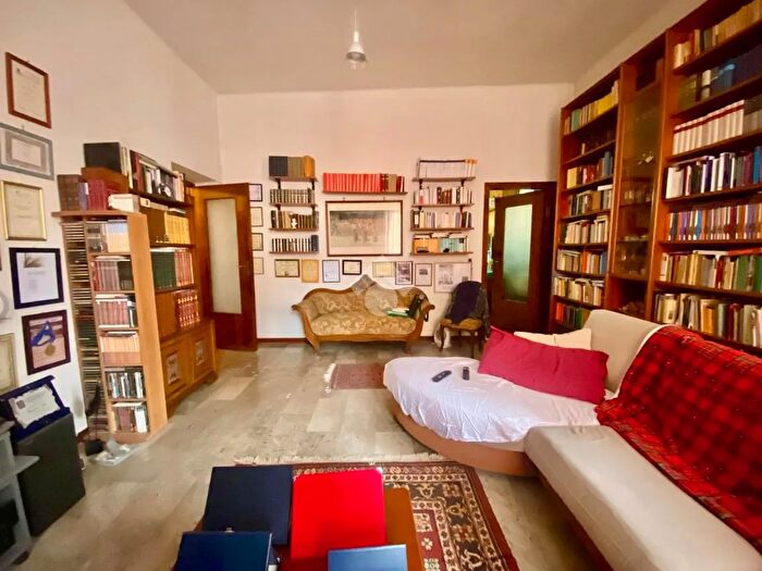 Casa con 8 locali in vendita in Via a De Agostini, Castelnuovo Scrivia