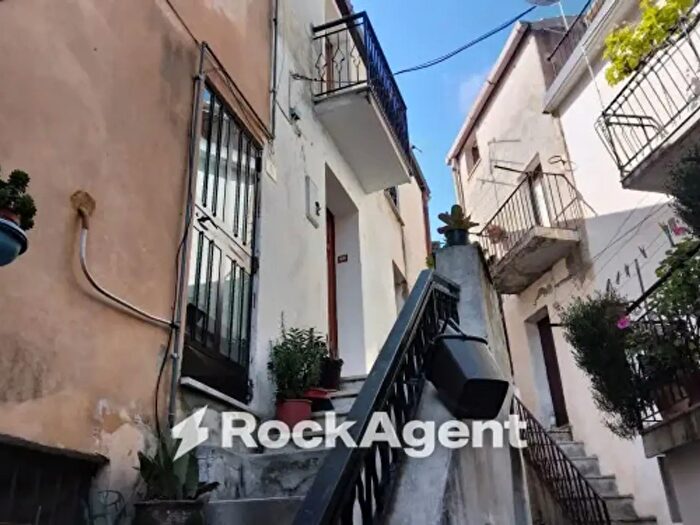 Casa bilocale in vendita in Vico Filiberto, Gioiosa Ionica