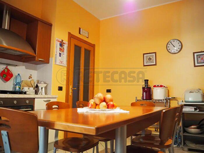 Appartamento trilocale in vendita in Viale dei Normanni, Catanzaro